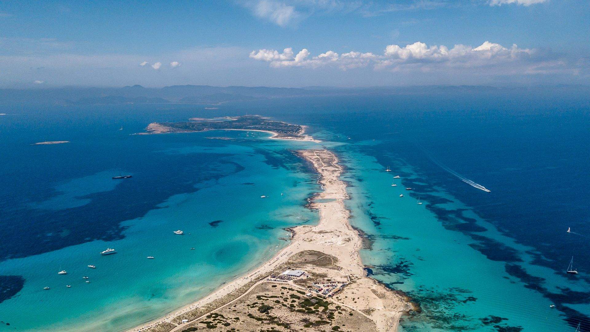Three Islands, One Cruising Ground