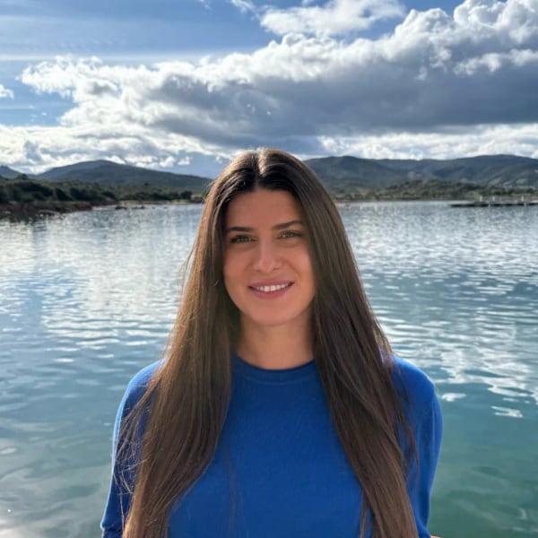Hostess Vittoria Bocola